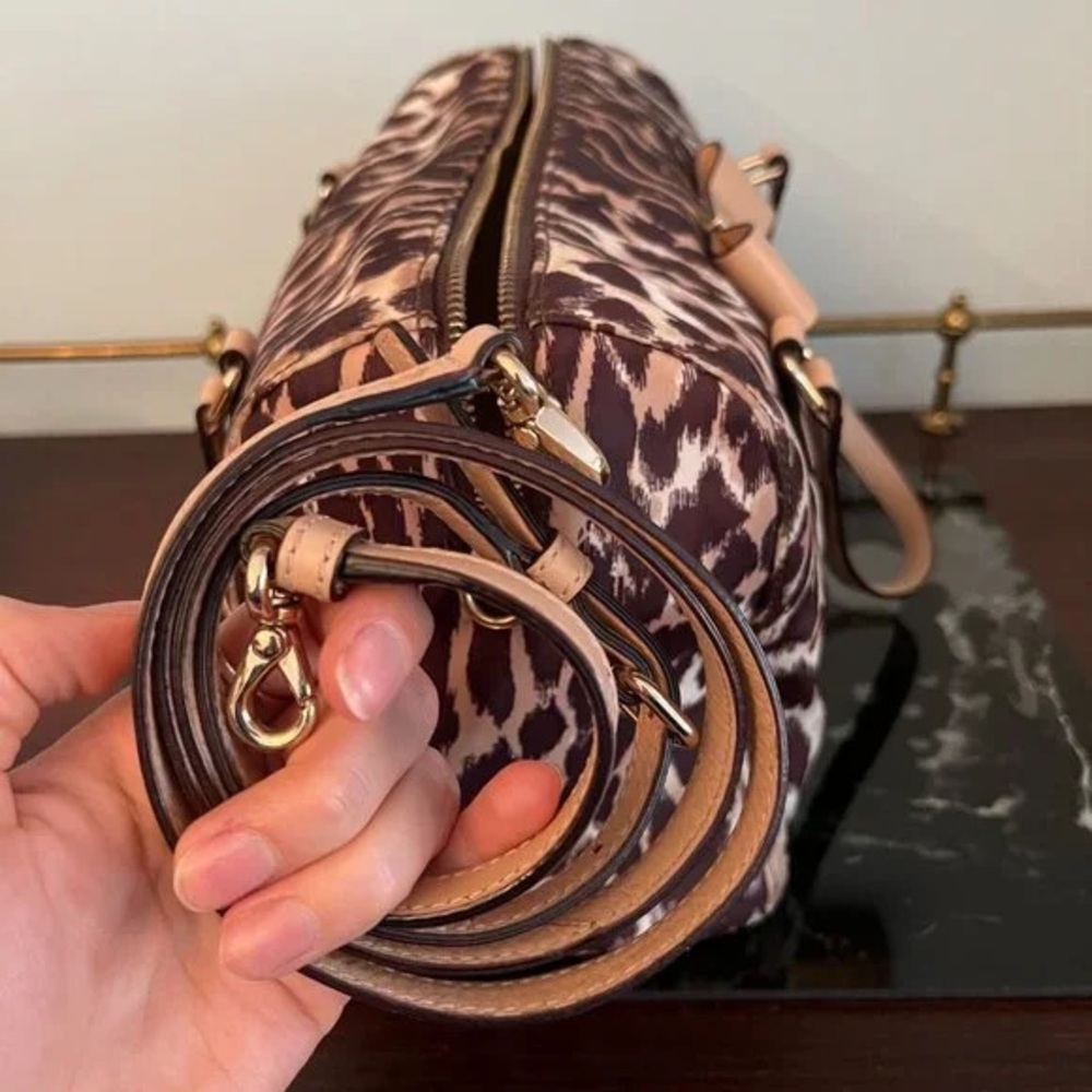 kate spade Brown and Tan Leopard-Print Bow Satchel - Picture 4 of 5